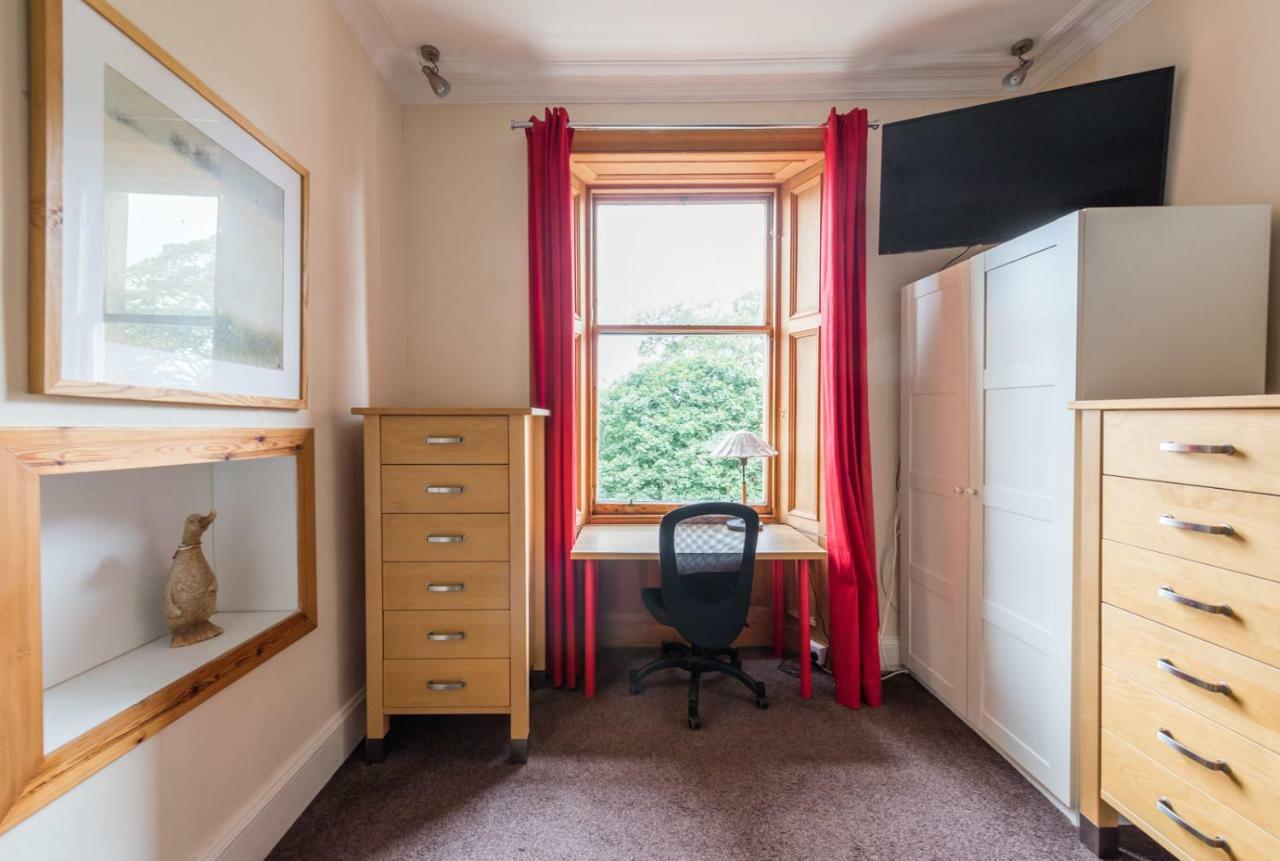 3 Bed Overlooking Meadows Park EDI Exteriér fotografie